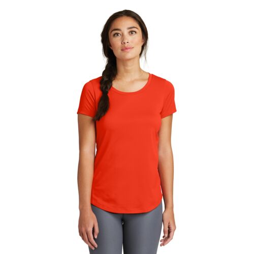 Women's Series Performance Scoop Tee Thumbnail